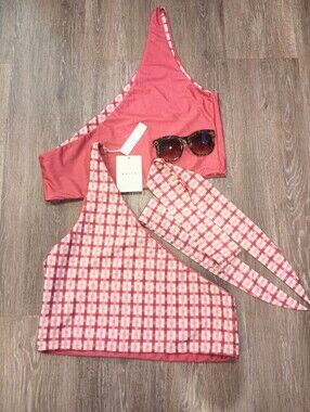 BAIIA SZ 20 BUNDLE (2) SQUARES ROSE/WHITE BATHING SUIT TOPS NWT